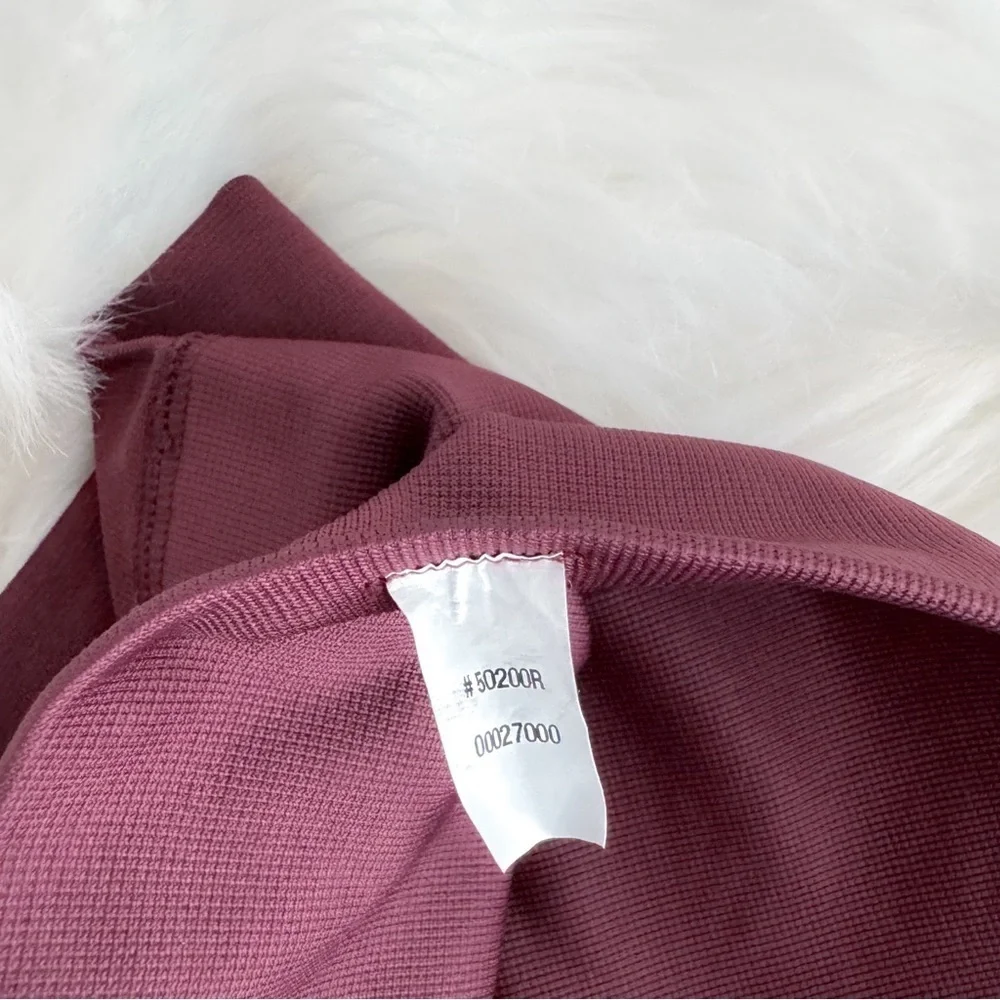 Spanx Look At Me Seamless Moto Leggings Wine Burgundy Red